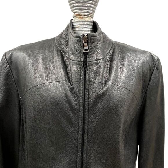 Kenneth Cole Reaction Women’s Black Leather Zip Jacket LARGE Minimalist Classic - Picture 2 of 14